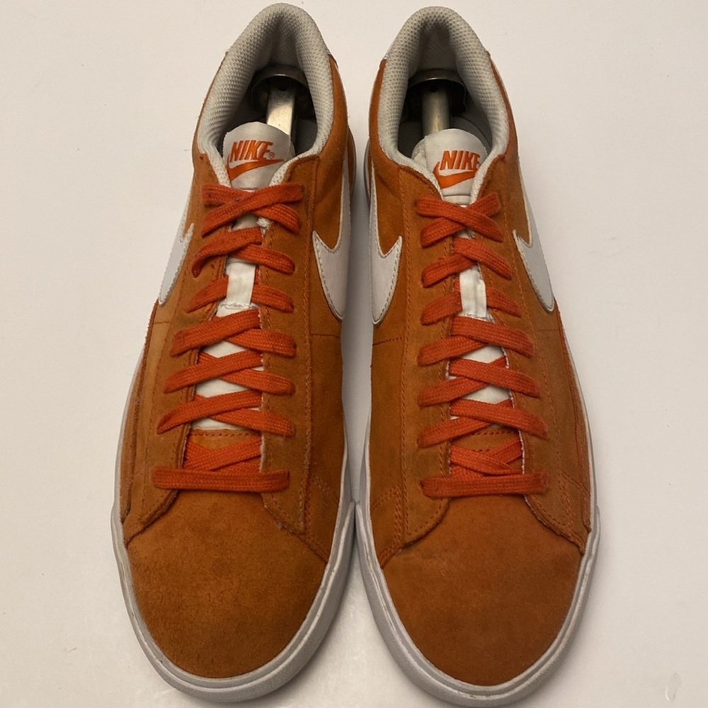 Nike Blazer Low Men's Mantra Orange Suede Leather Sneakers Size 9.5